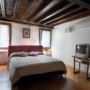 Leonardo Bed & Breakfast Venezia
